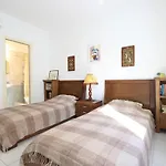 Victor Apartment *